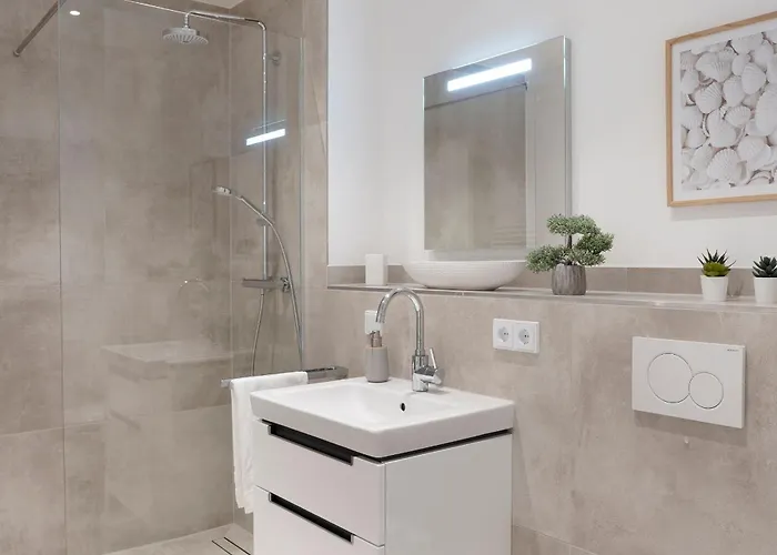 Lägenhet Strandnest 5